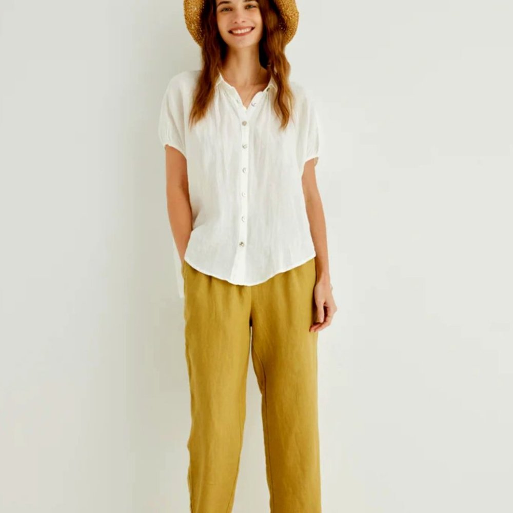Sierra 100% Linen Button-Up Loose Shirt
